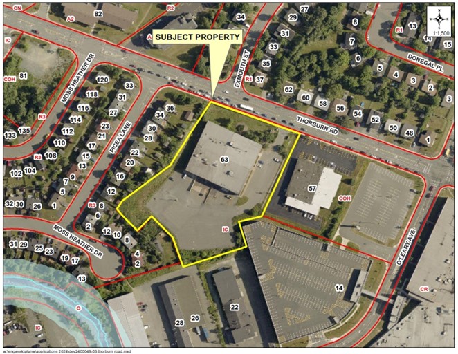 Map of a property with a yellow border around it