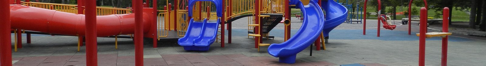 Playground equipment 