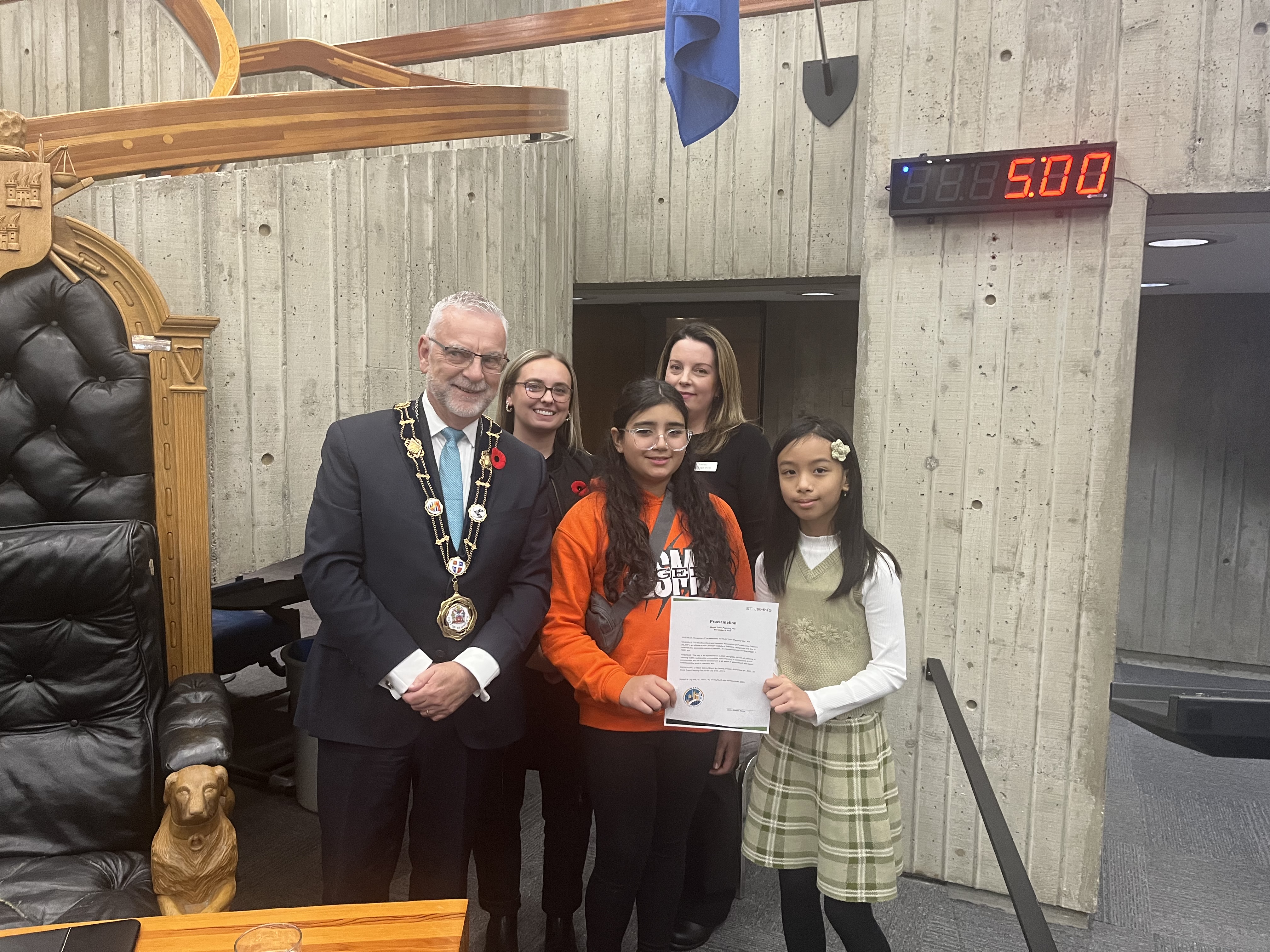 Front: Mayor Danny Breen, Hadassa Del Castro, Charmel Lim Back: Crystal Barron, Lesley Foran