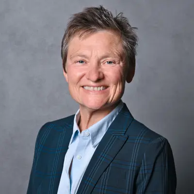 headshot of Ward 2 Councillor Brenda Halley