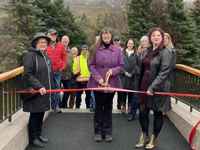 Cantilever-Bridge-Ribbon-Cut-1200x675.jpg
