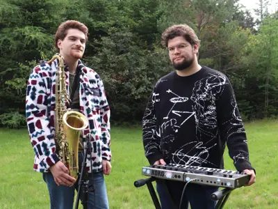 Image of two band members of Sonic Playgrounds